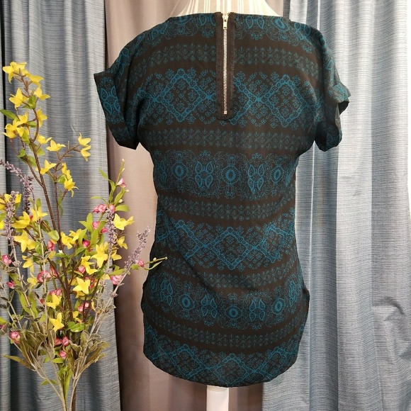 🌻🌺🌻PINK REPUBLIC HI-LOW BLOUSE!! - Picture 2 of 5